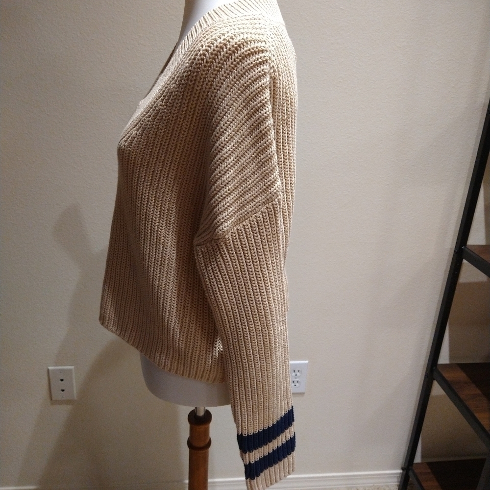 NWT 360 Sweater Calluna V Neck Sweater - Picture 5 of 10